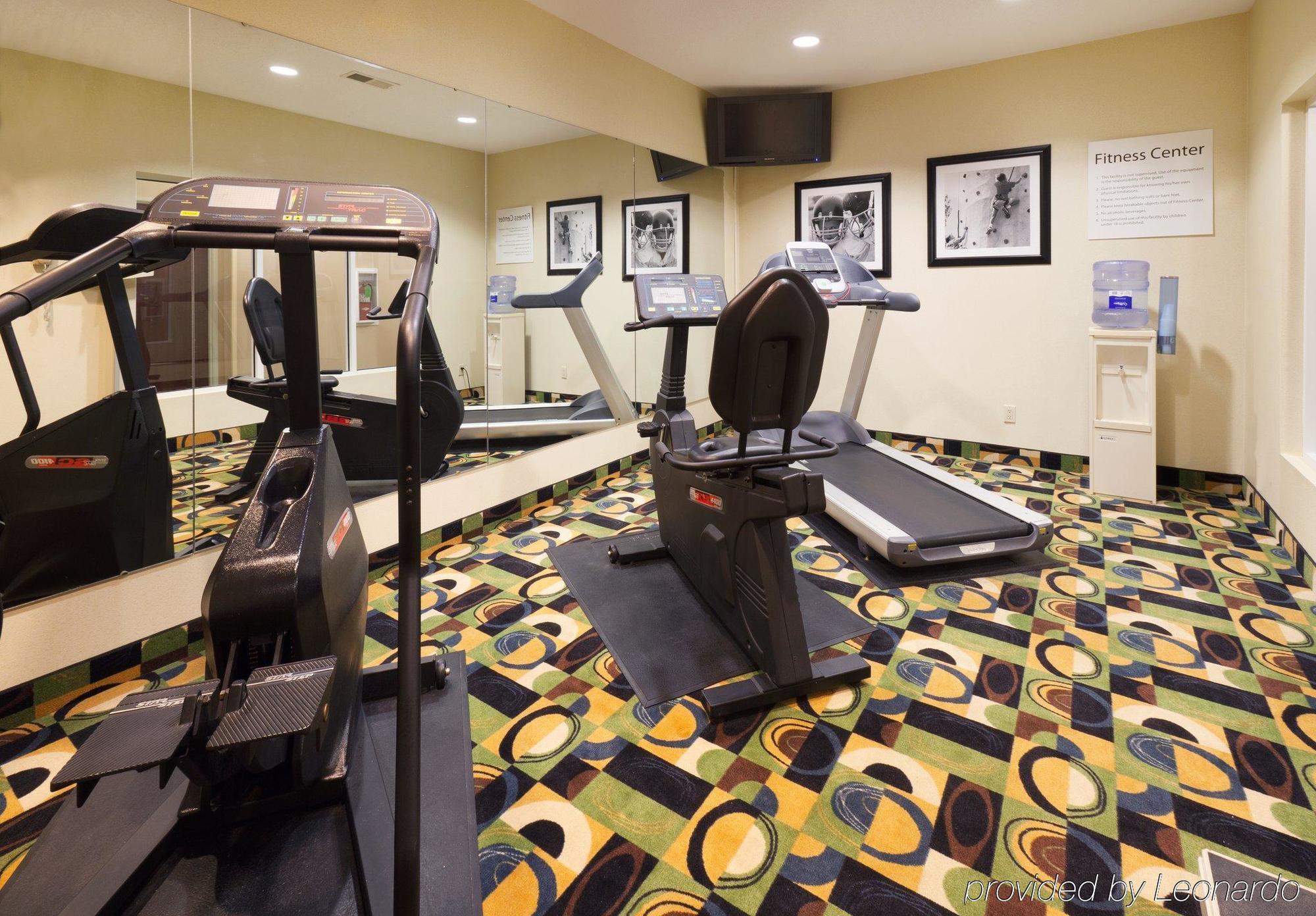 Holiday Inn Express Hotel & Suites Burlington By Ihg Instalações foto